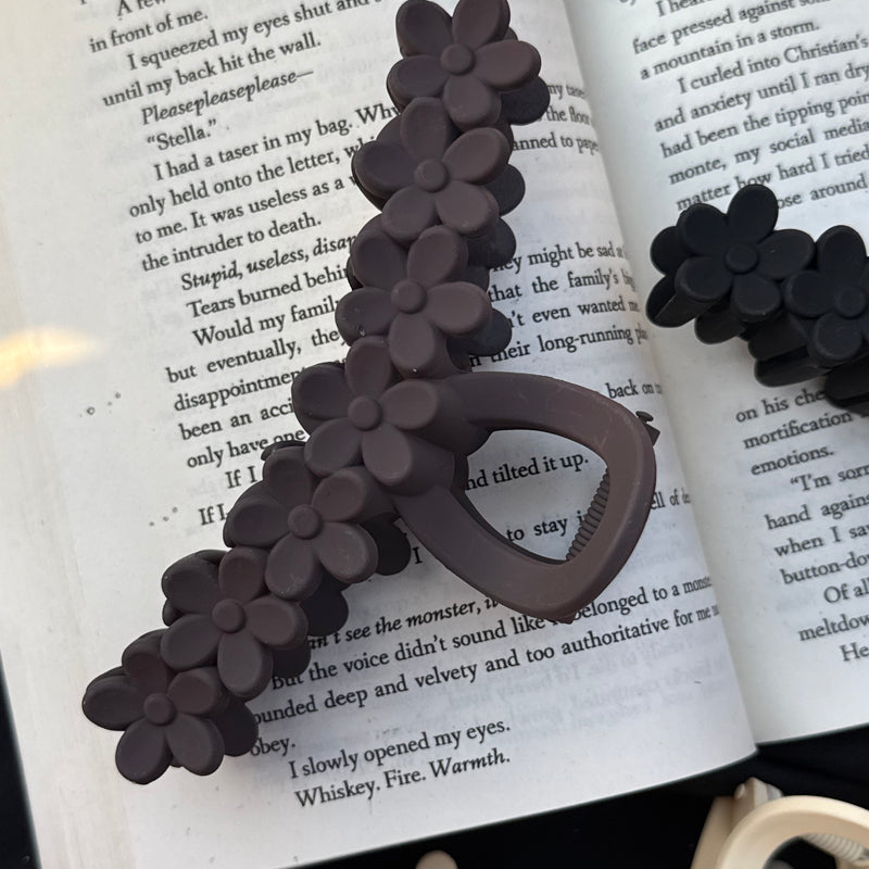 Large Flower Claw Clip