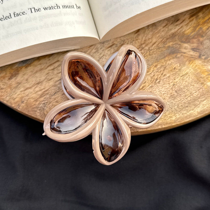 Flower Medium Claw Clip