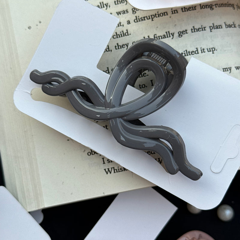 Medium Claw Clip
