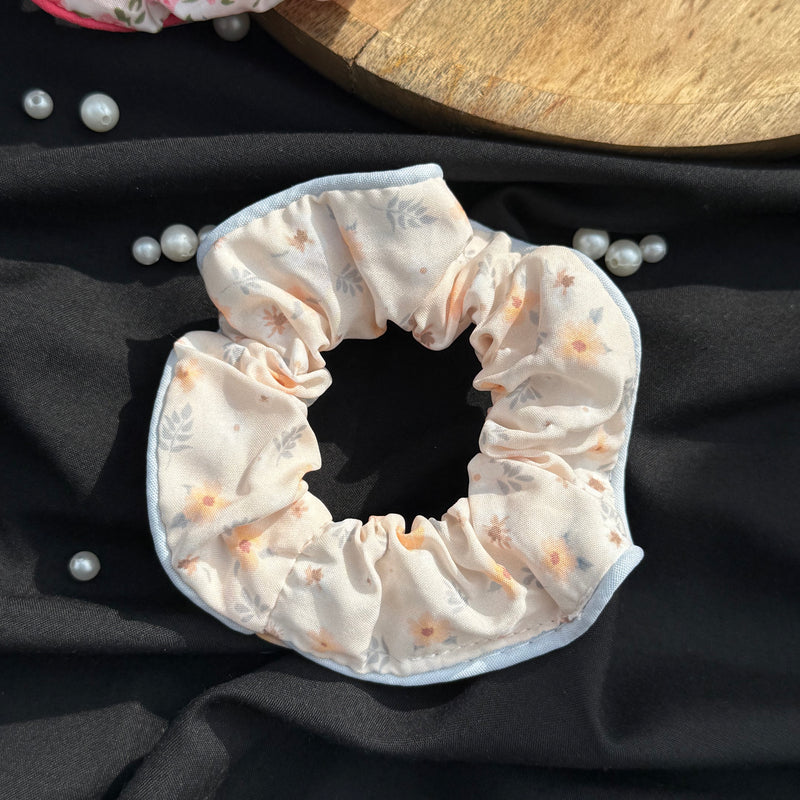 Bella Scrunchies