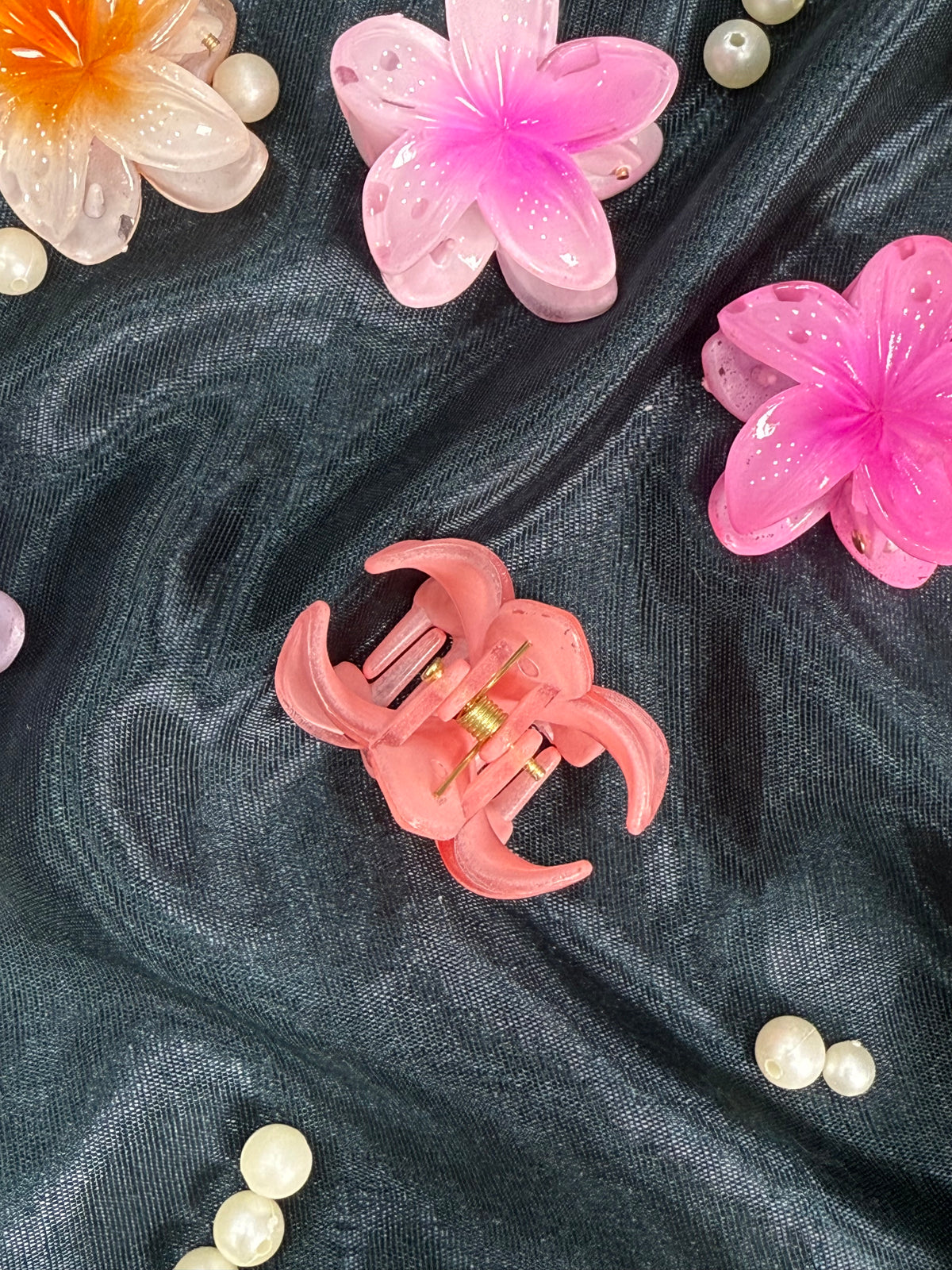 Mini Flower Claw Clip