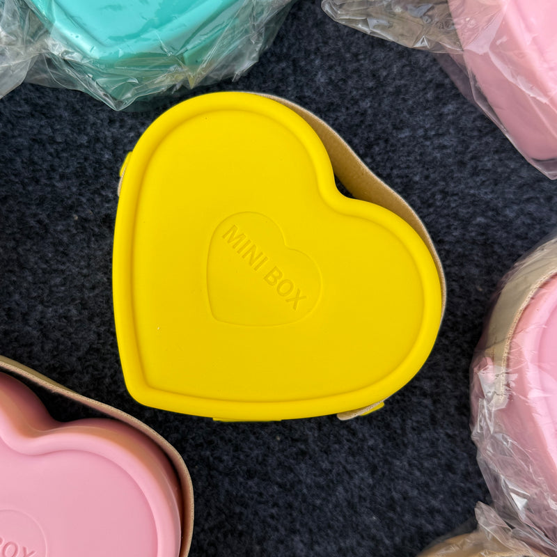 Heart Mirror Organizer