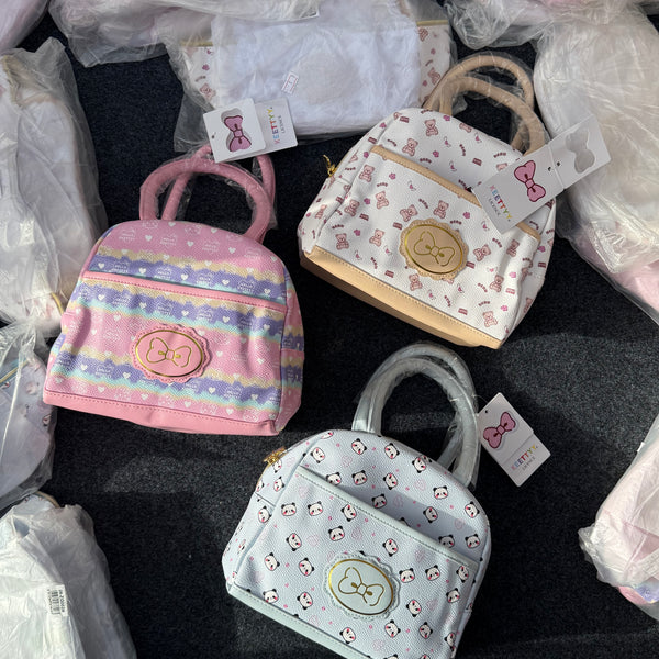 Bow Insulated Lunch Bags