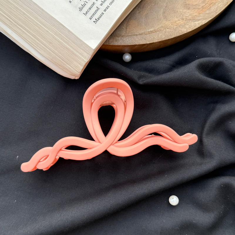 Large Aesthetic Zigzag Claw Clip