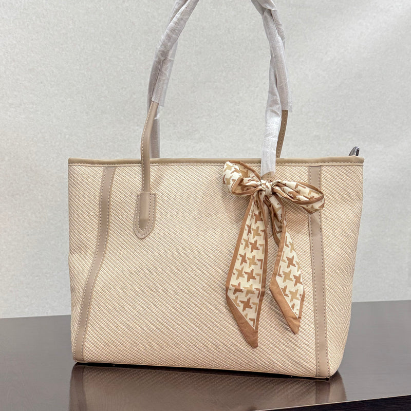 Medium Canvas Totes