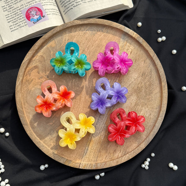 Medium Sized Daisy Claw Clip