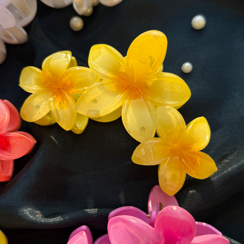 VIRAL Large Triflower Claw Clip