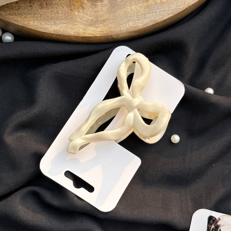 Bow Medium Claw Clip