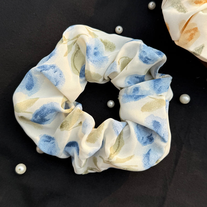 Betty Premium Scrunchie