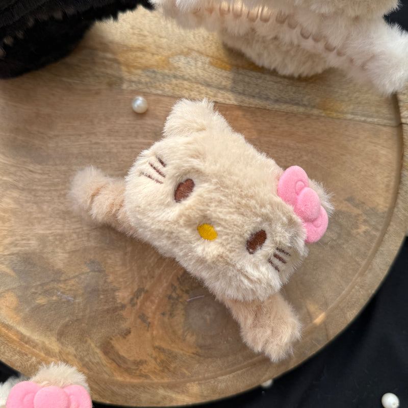 Hello Kitty Fur Claw Clip