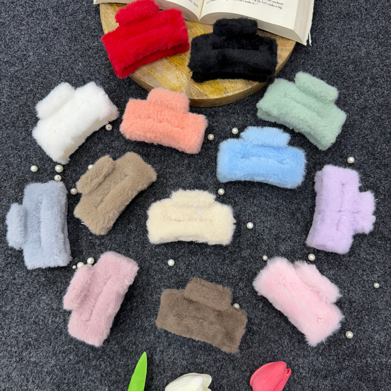 Medium Fur claw clip