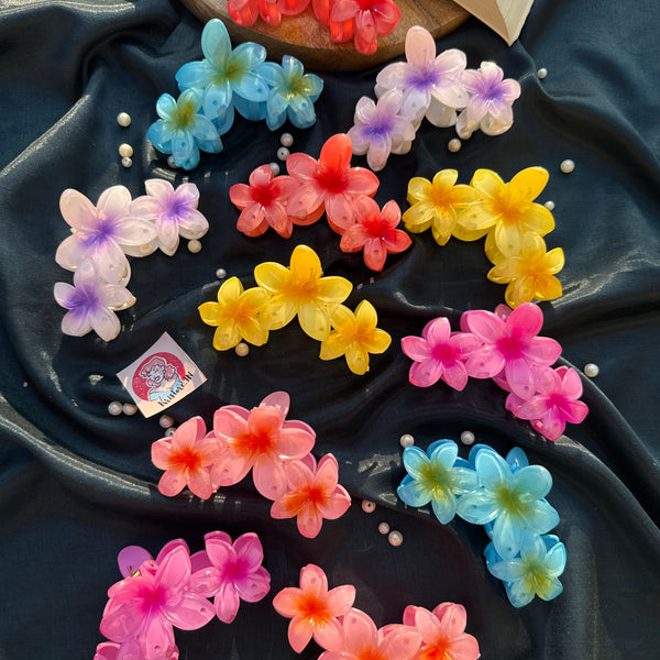 VIRAL Large Triflower Claw Clip