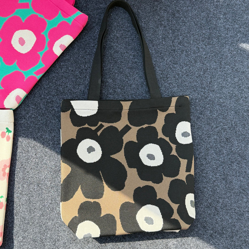 Everyday Korean Medium Tote Bags