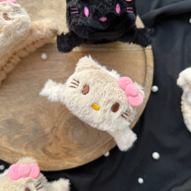 Hello Kitty Fur Claw Clip