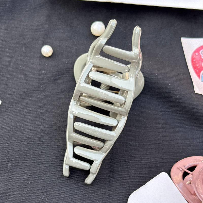 Medium Claw Clip