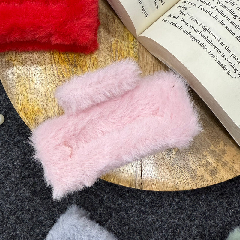 Medium Fur claw clip