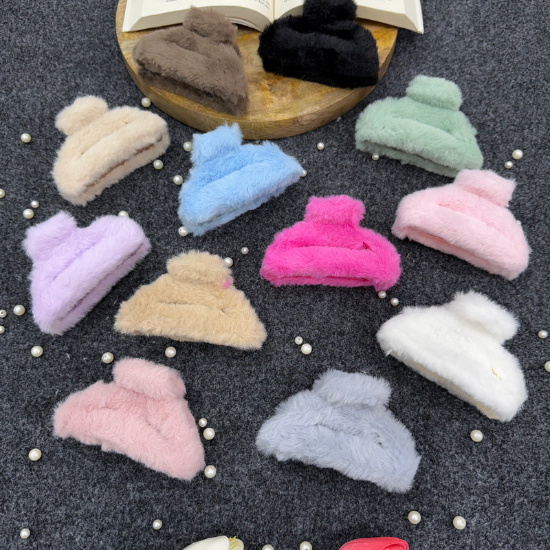 Medium Fur claw clip
