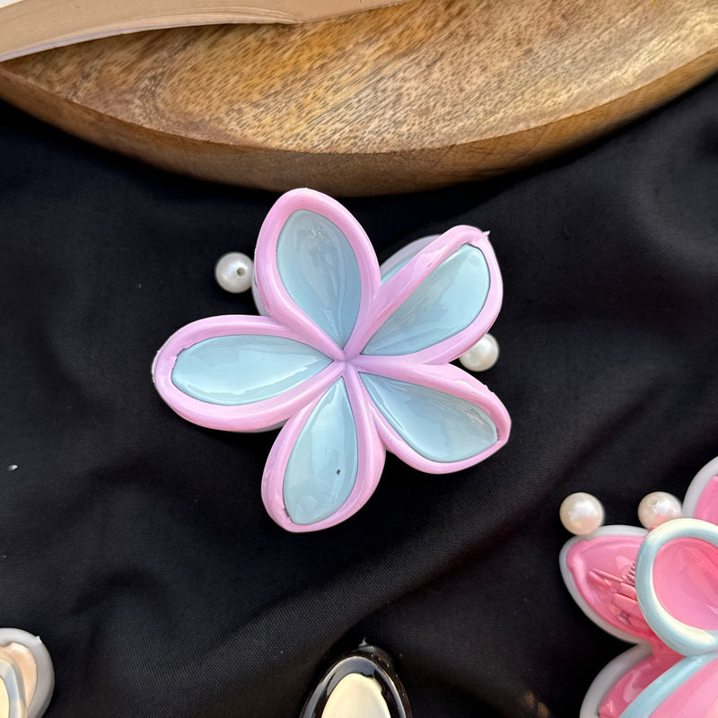 Flower Medium Claw Clip
