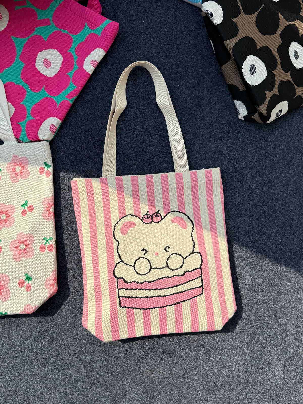 Everyday Korean Medium Tote Bags