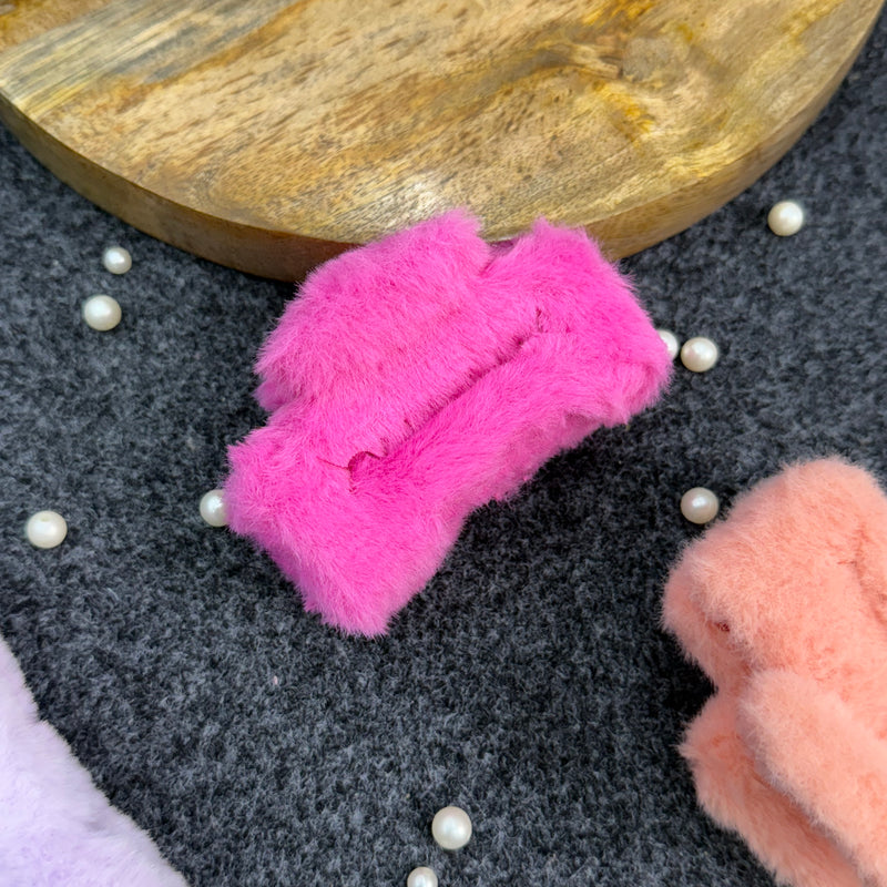 Medium Fur claw clip