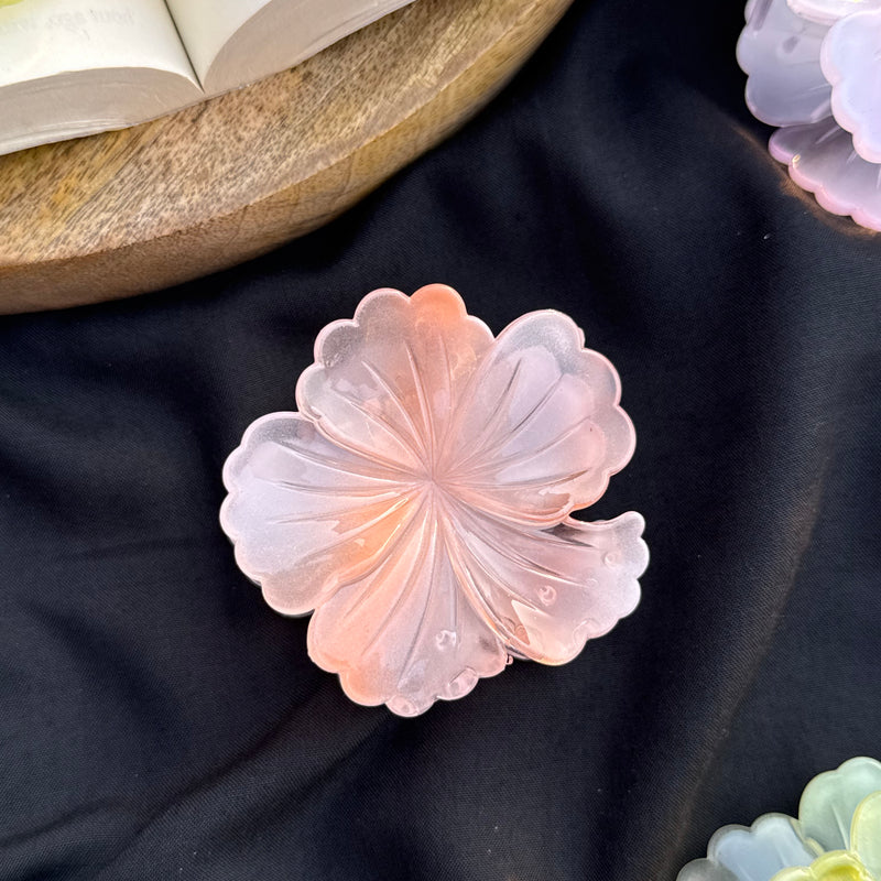 Medium Flower Claw Clip