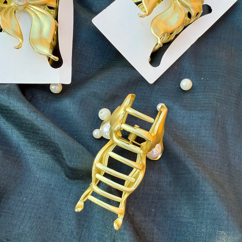 Bow Fade Gold Claw Clip