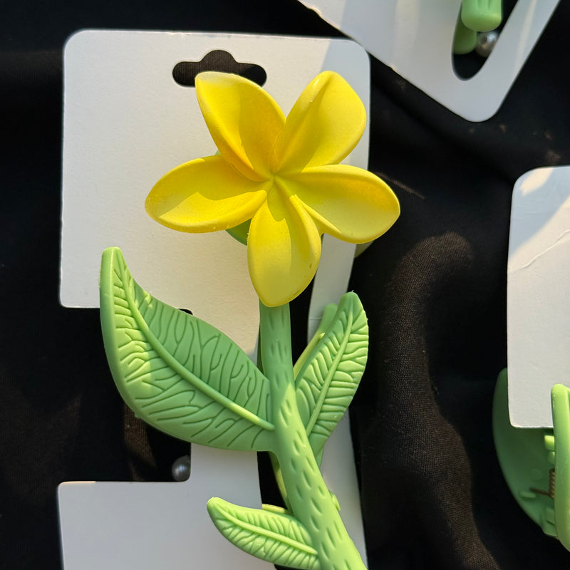 Pinterest Inspired Flower Claw Clip