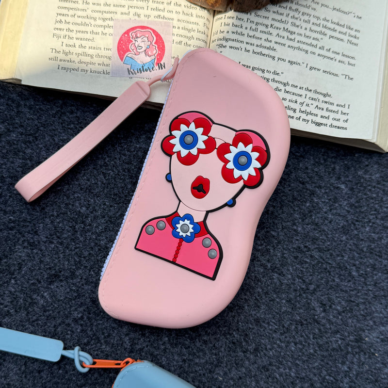 Viral  Lady Pouches