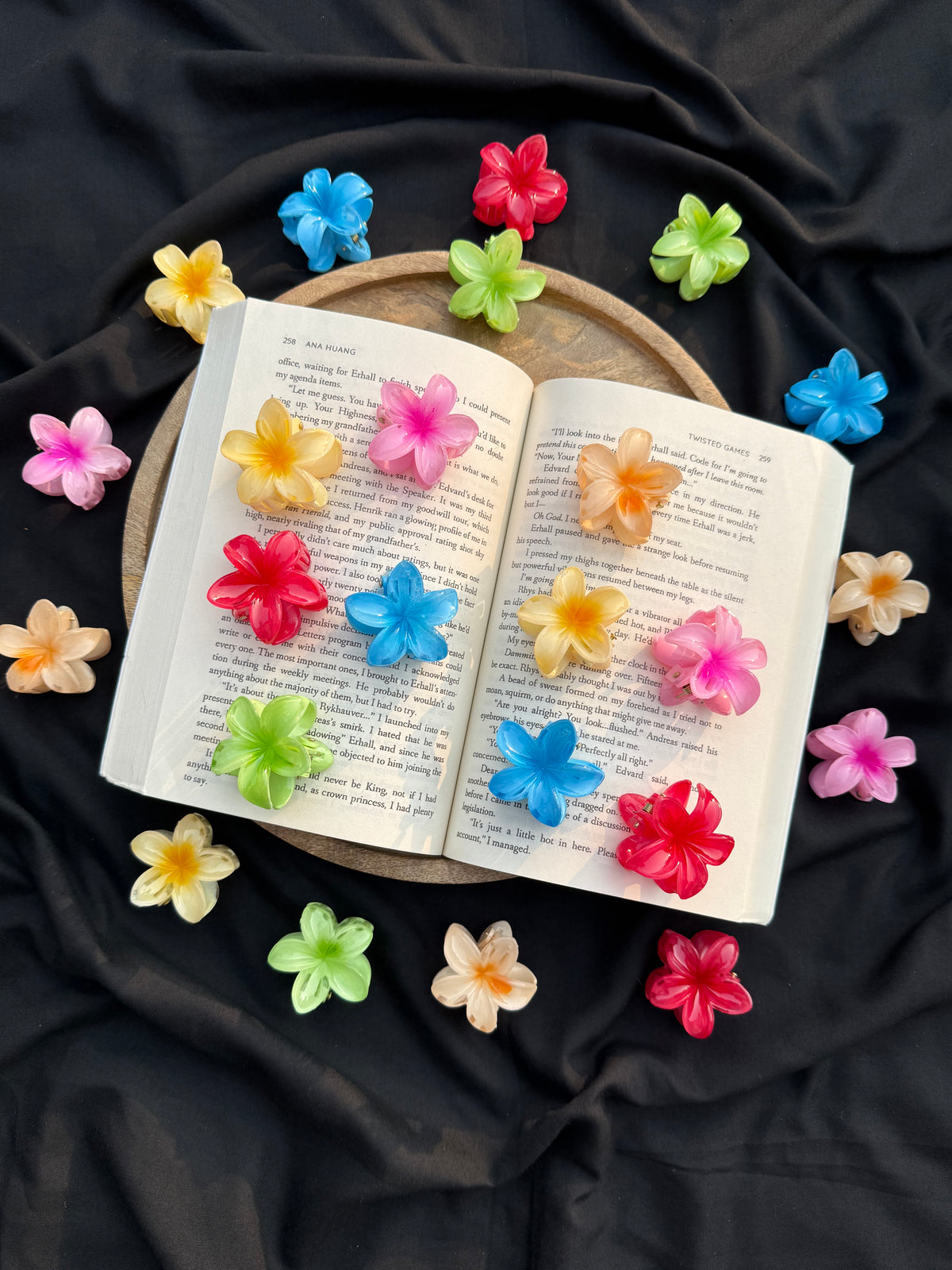 Mini Flower Claw Clip
