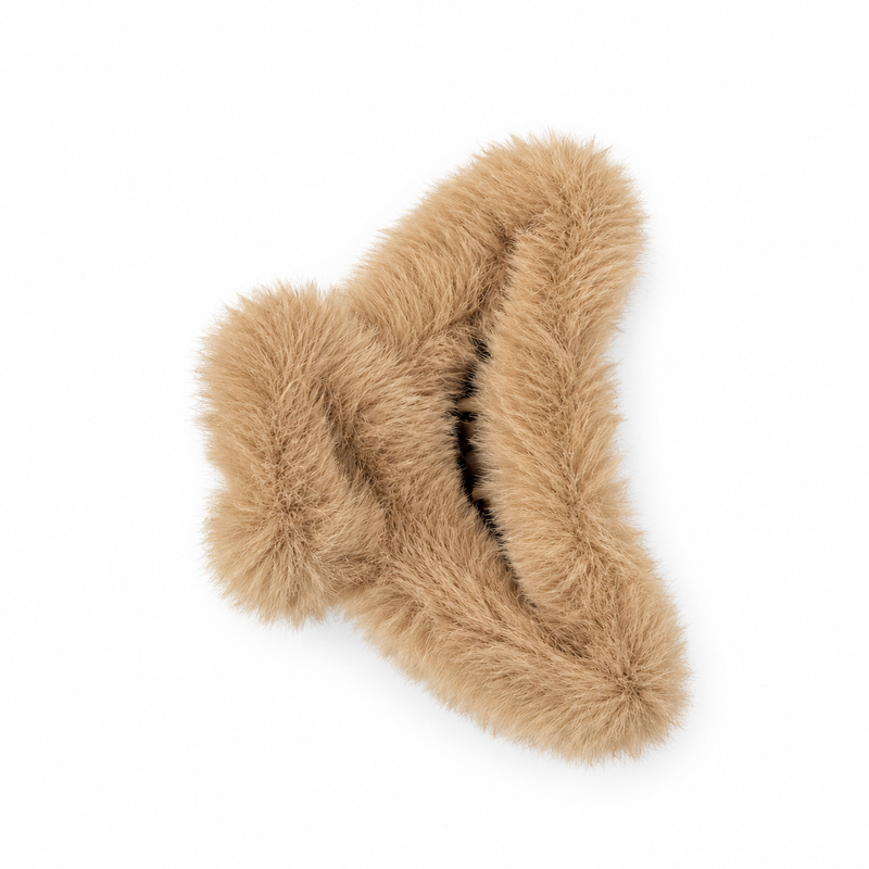 Medium Fur Claw clip