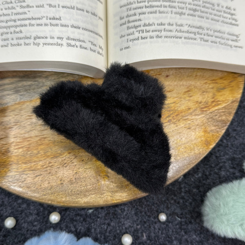 Medium Fur claw clip