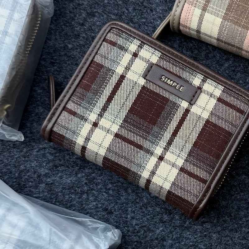 Aesthetic Zipper Wallets