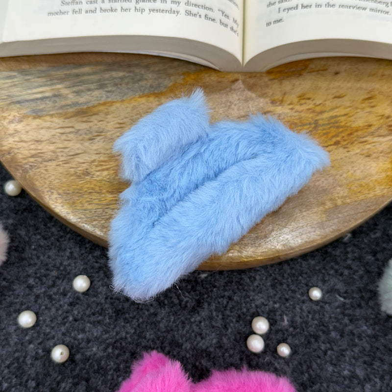 Medium Fur claw clip