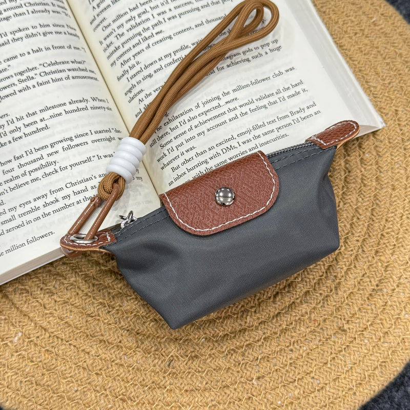 Detachable Pouch