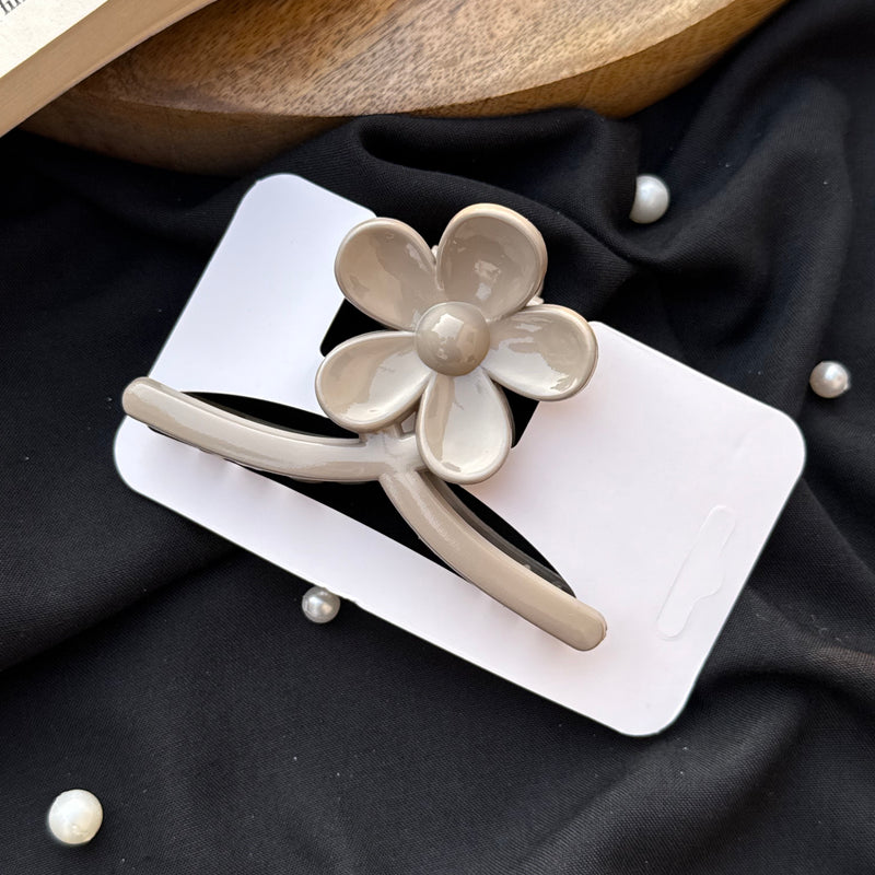 Flower Medium Size Claw Clip
