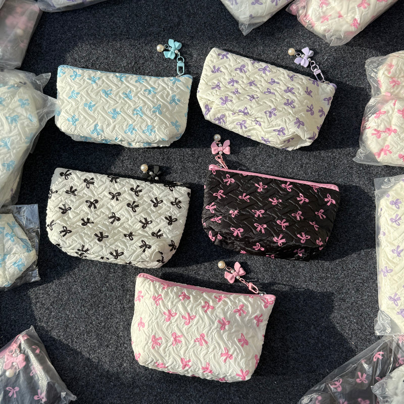Bow Multipurpose Medium Quilted Pouch