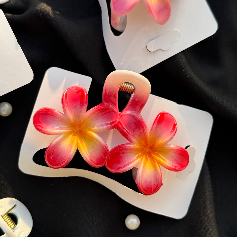 Aesthetic Flower Claw Clip