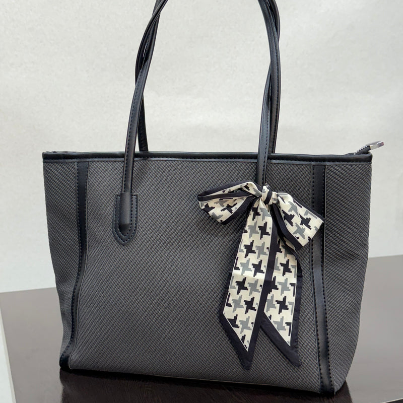 Medium Canvas Totes