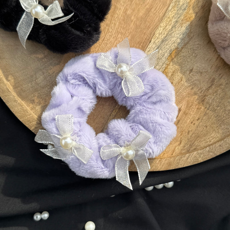 Fur scrunchies
