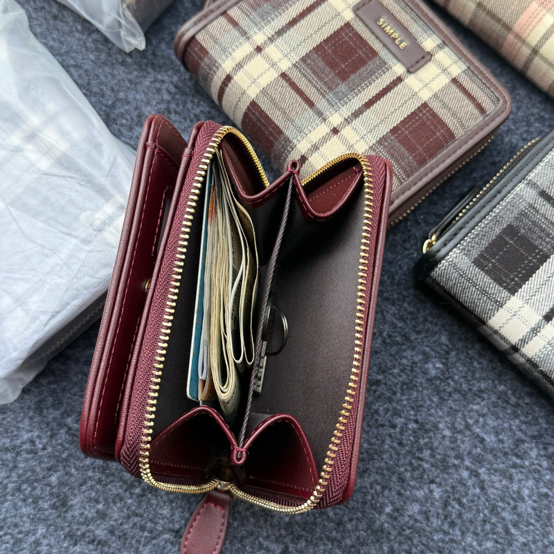 Aesthetic Zipper Wallets