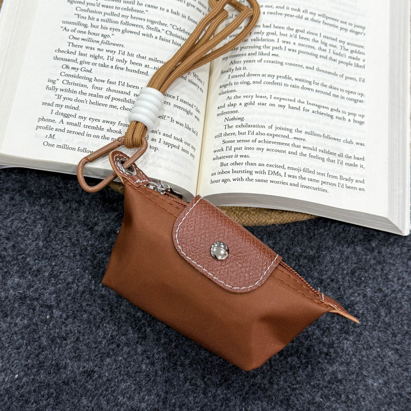 Detachable Pouch