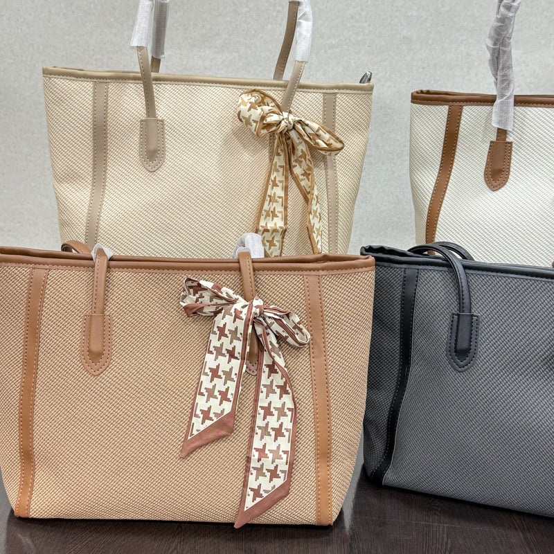 Medium Canvas Totes