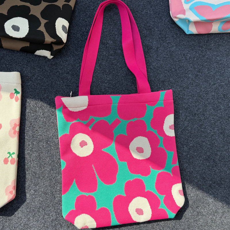 Everyday Korean Medium Tote Bags