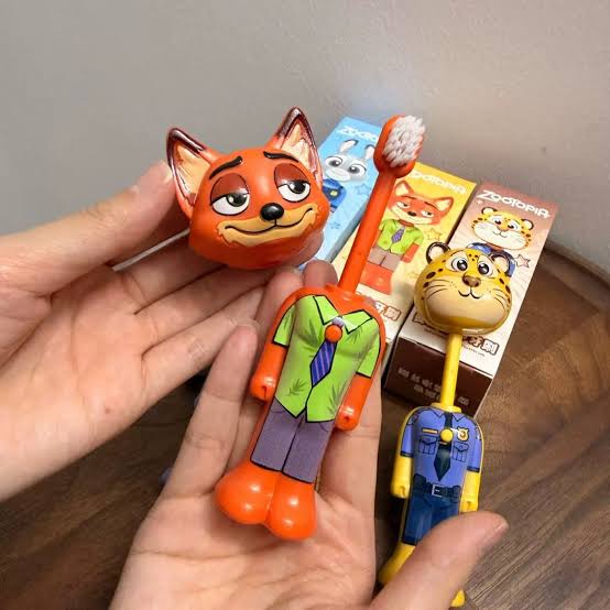 Zootopia Kids Brush