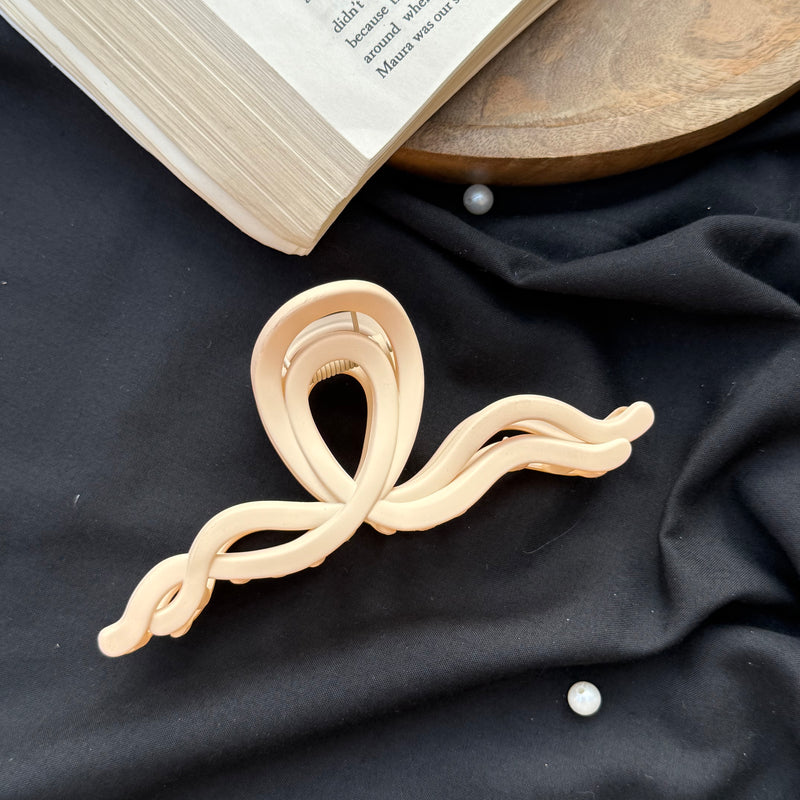 Large Aesthetic Zigzag Claw Clip