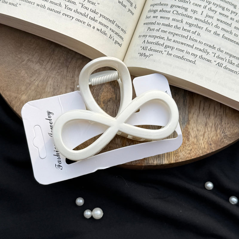 Bow Medium Claw Clip