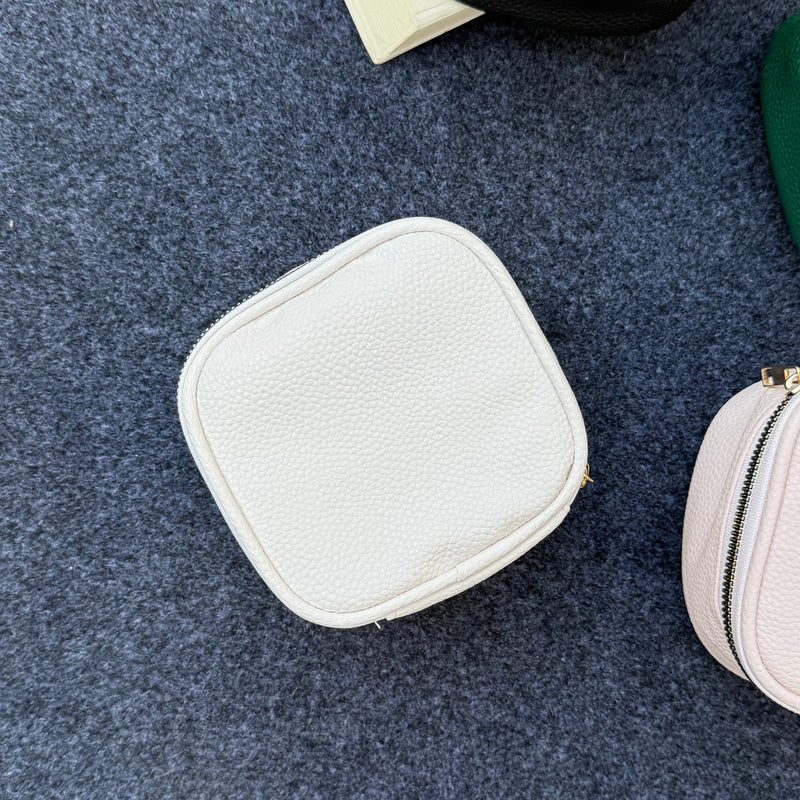 Jewellery Organiser (with 5 pouches)