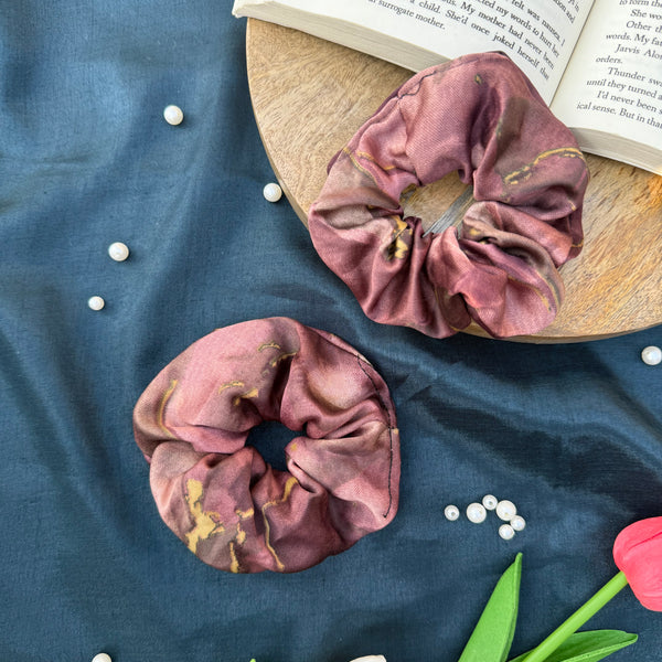 Jolly scrunchie