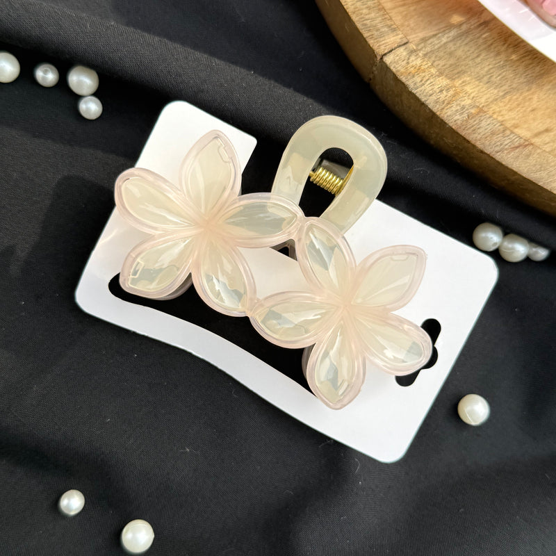 Medium Size Daisy Claw Clip