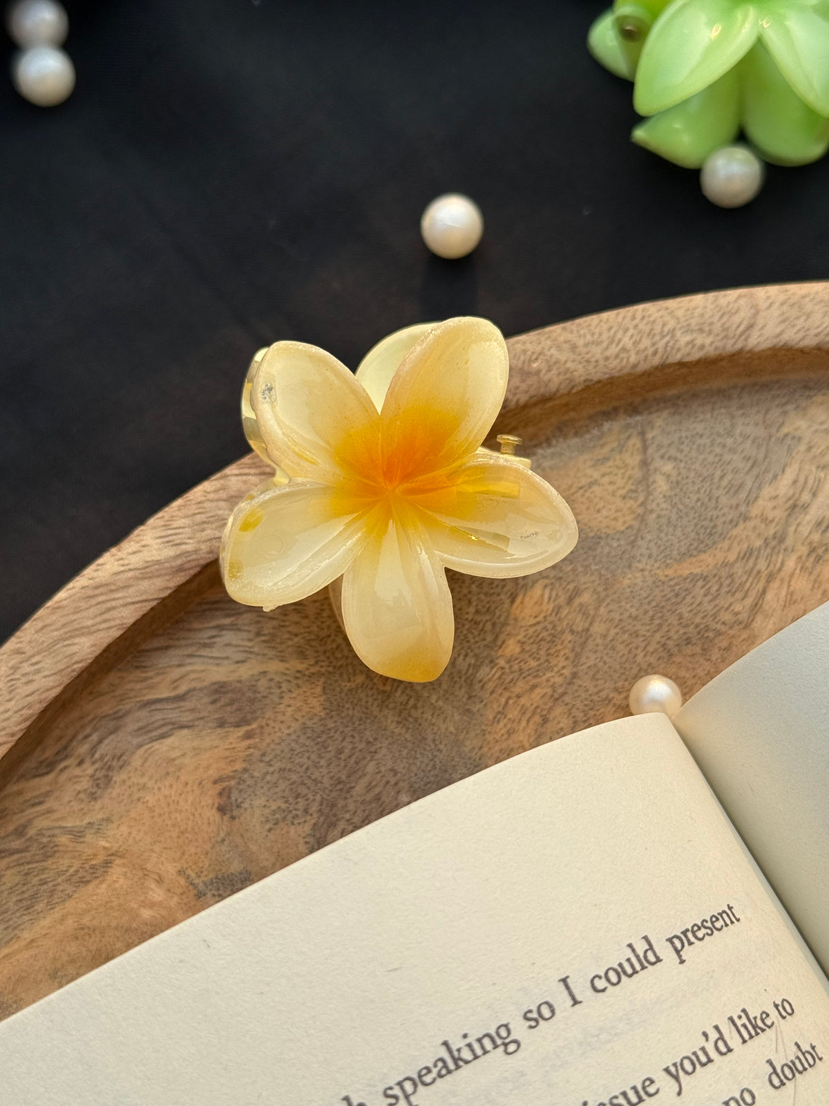 Mini Flower Claw Clip